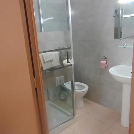 Le Relais De La Rn7 3*
