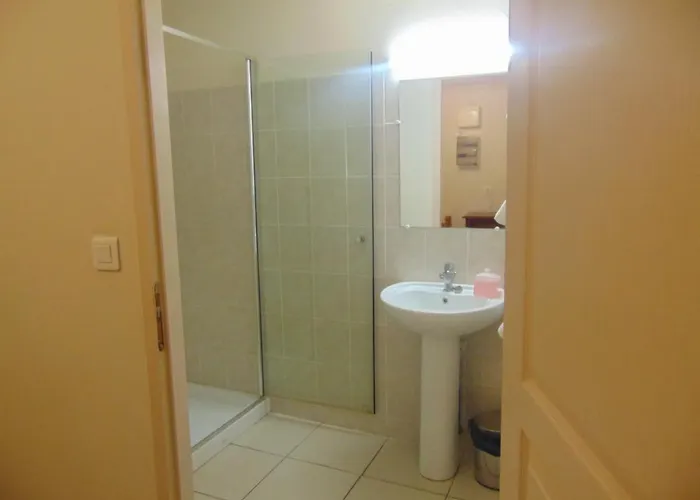 Le Relais De La Rn7 3*