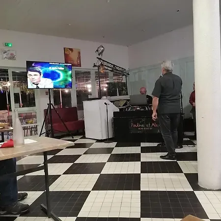 Le Relais De La Rn7 Châteauneuf-du-Rhône