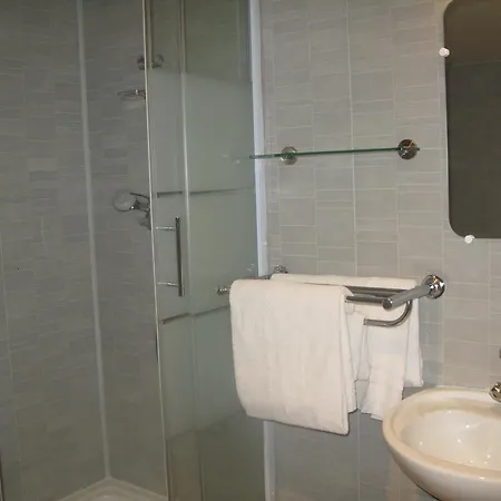 Le Relais De La Rn7 Otel